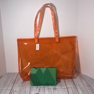 Clinique Bags - Set of 2 Travel Bags/Tote Both New Orange & Green Clinique Bags - Set of 2 Travel Bags/Tote Both New Orange & Green